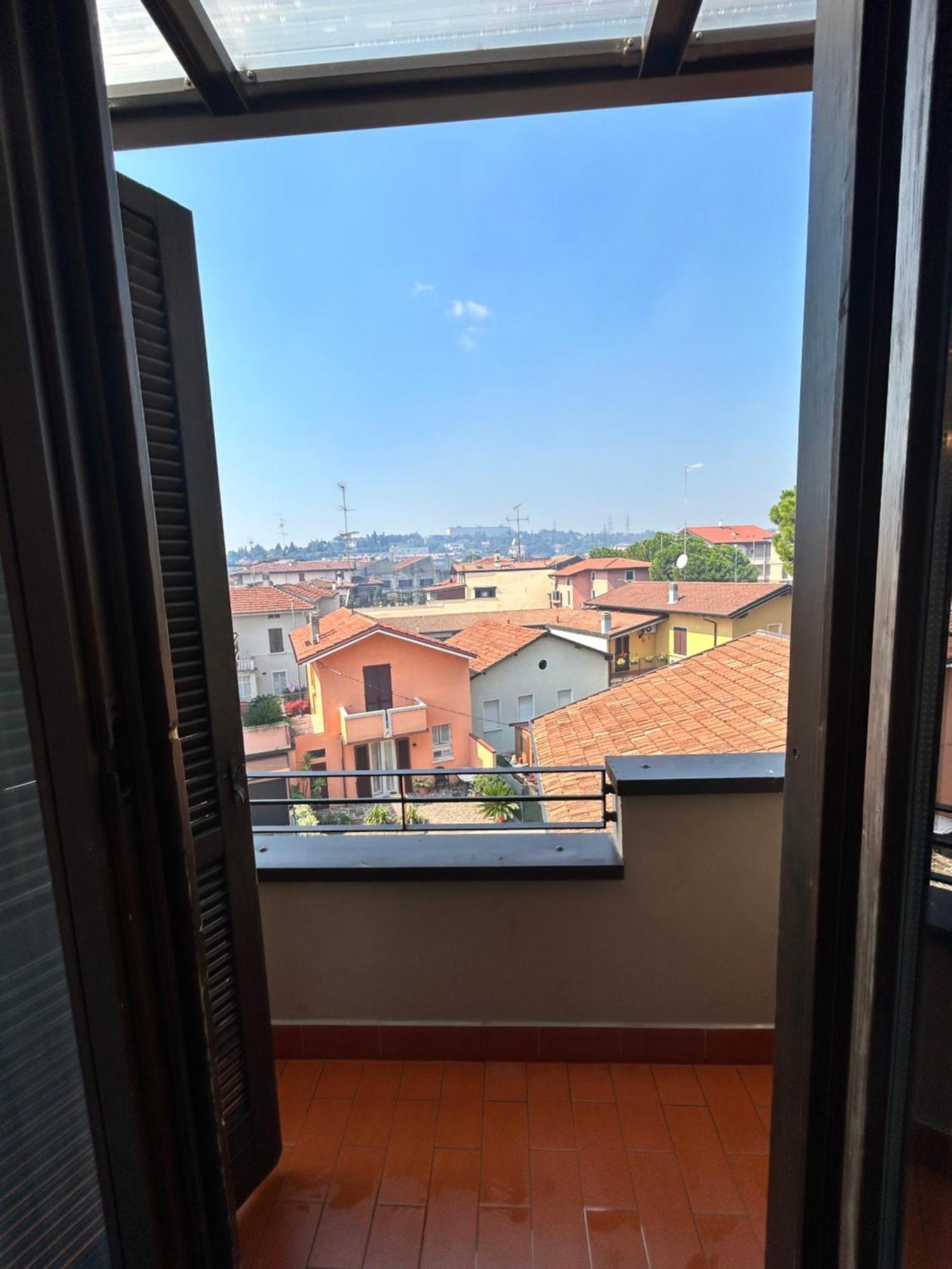 Design Home At Garda Lake Desenzano del Garda Ngoại thất bức ảnh